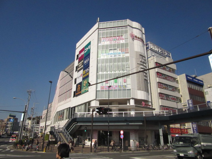 ショッピングセンター　サクラス戸塚戸塚店（ショッピングセンター）まで290m