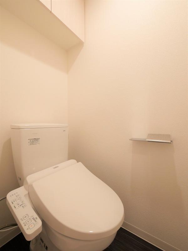トイレ　落ち着いたトイレです