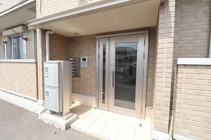 エントランス　オートロックエントランス