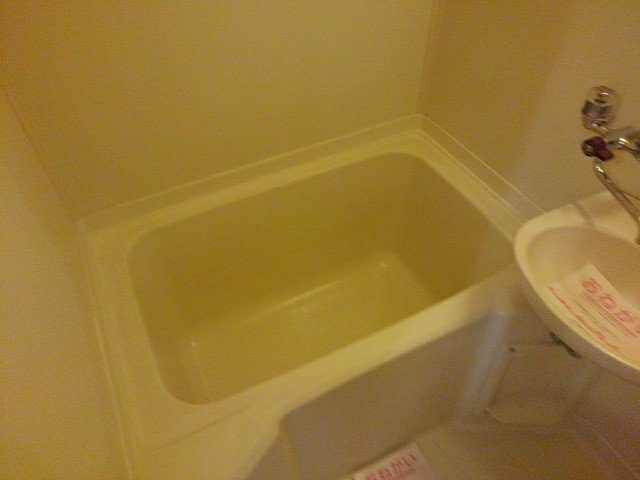 バス・シャワールーム　お風呂です