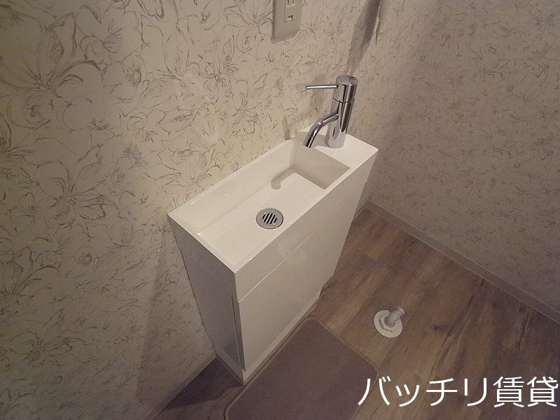 洗面設備　同タイプのお部屋の為の為、現状を優先致します。