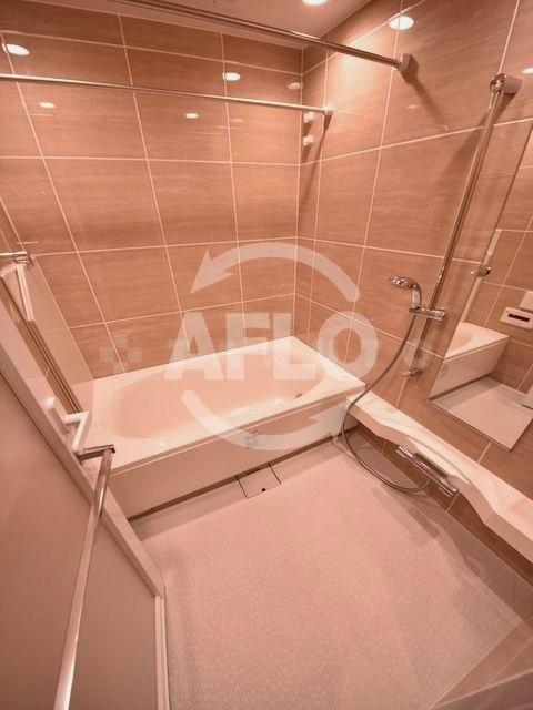 バス・シャワールーム　クラッシィタワー淀屋橋　浴室