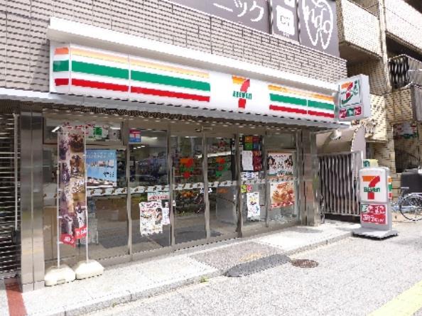 コンビニ　セブンイレブン 神田和泉町店（コンビニ）まで131m