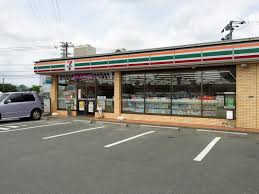 コンビニ　セブンイレブン 筑紫野岡田店（コンビニ）まで712m