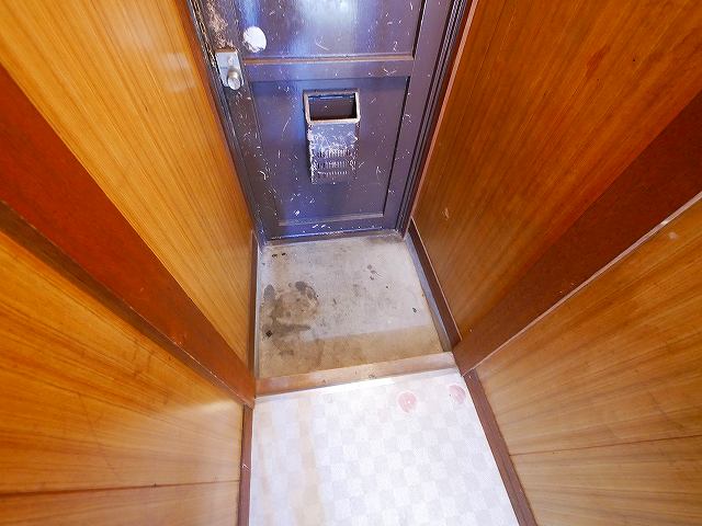 玄関　落ち着いた玄関です