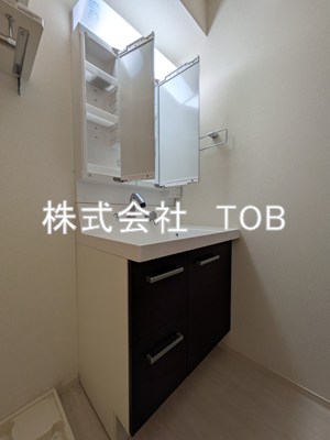 洗面設備　※クリーニング完了前※別部屋参考写真