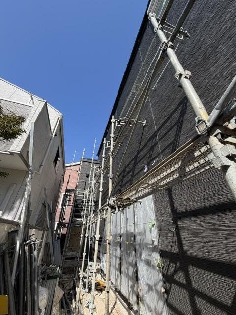 建物外観　駐車場
