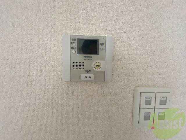その他設備　モニター付きのインターホン。急な来客も安心ですね。