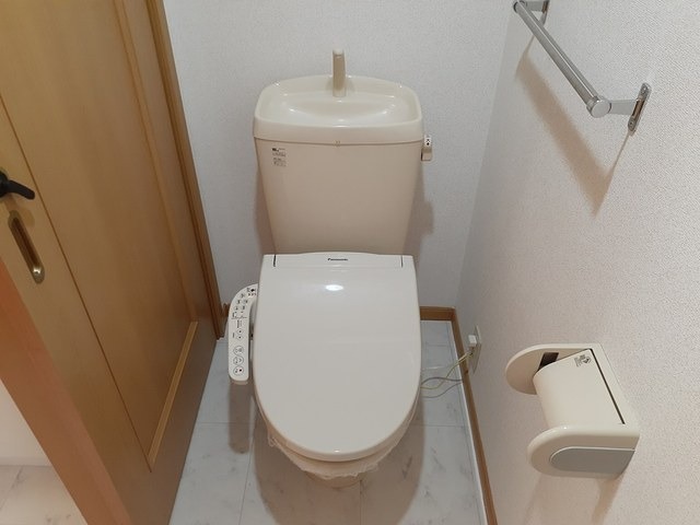 トイレ　図面と現状に相違がある場合には現状を優先