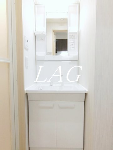 洗面設備　洗面台です。
