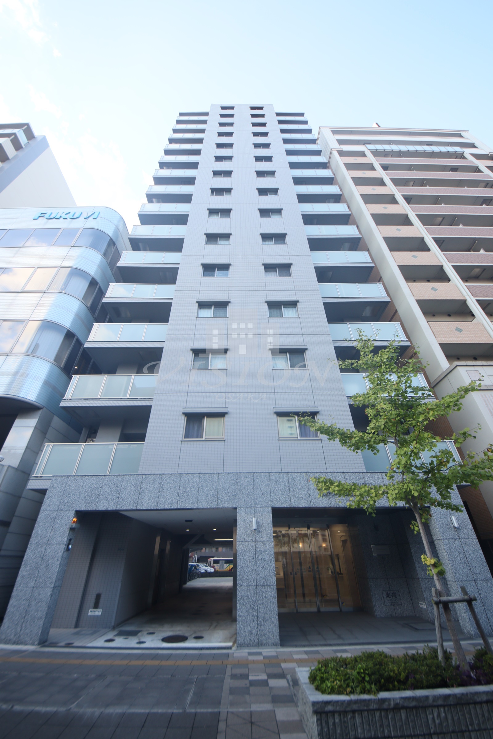地下鉄御堂筋線 江坂駅 徒歩5分 築11年