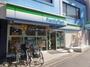 コンビニ　ファミリーマート王子神谷駅前店（コンビニ）まで464m