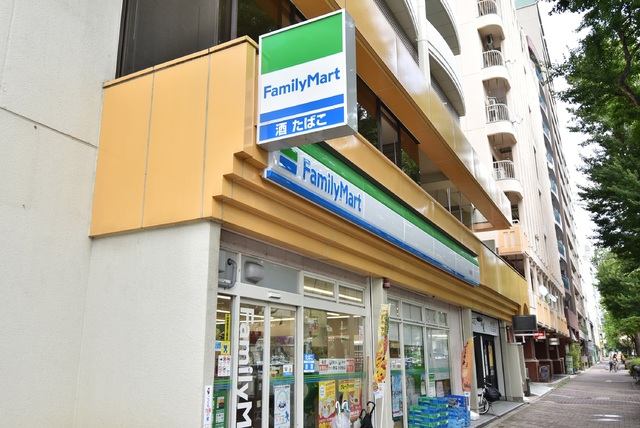 コンビニ　ファミリーマート　白川店（コンビニ）まで250m