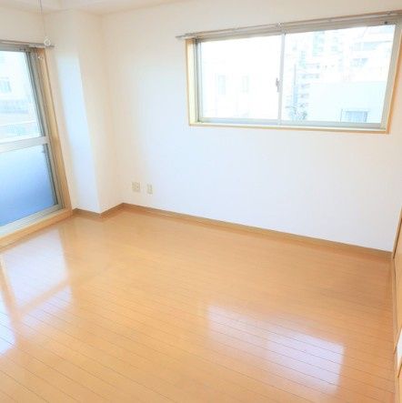居室・リビング　※別部屋参考写真