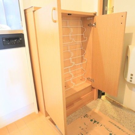 玄関　※別部屋参考写真