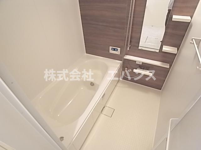 バス・シャワールーム　お風呂で日々の疲れを落としましょう