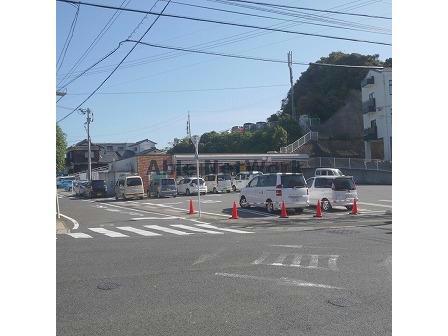 コンビニ　セブンイレブン佐世保山祇町店（コンビニ）まで252m