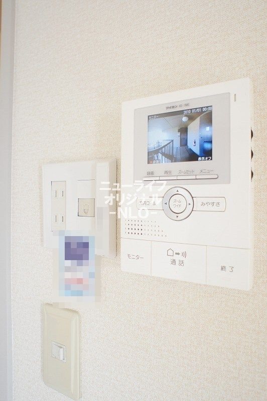 セキュリティ　事前に訪問者を目視してから対応できるTVモニターホン付☆