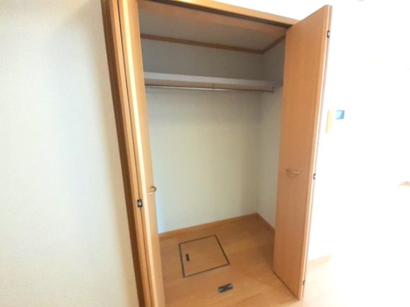 収納　※他号室写真です