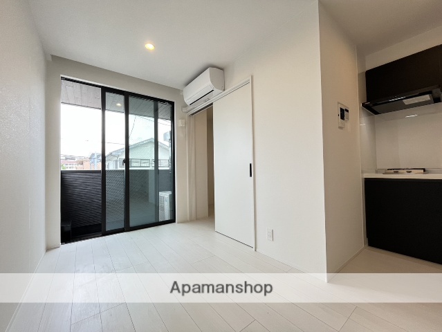 ＪＲ高崎線 宮原駅 徒歩13分 3階建 築1年の居間写真