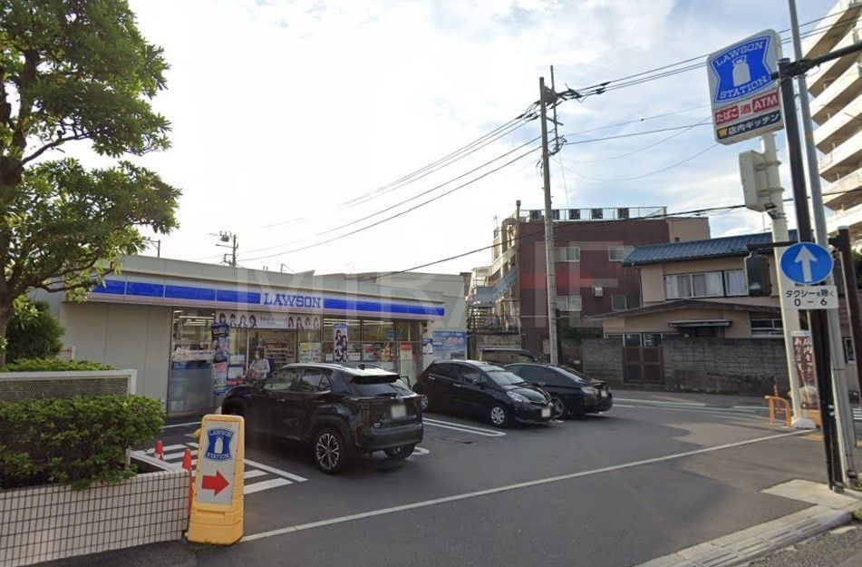 コンビニ　ローソン片瀬海岸一丁目店（コンビニ）まで250m