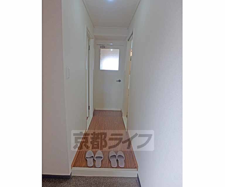 その他部屋・スペース　玄関から見たところです。