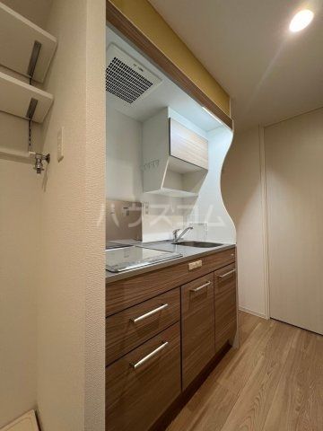 セレニテ江坂ミラクのキッチン写真