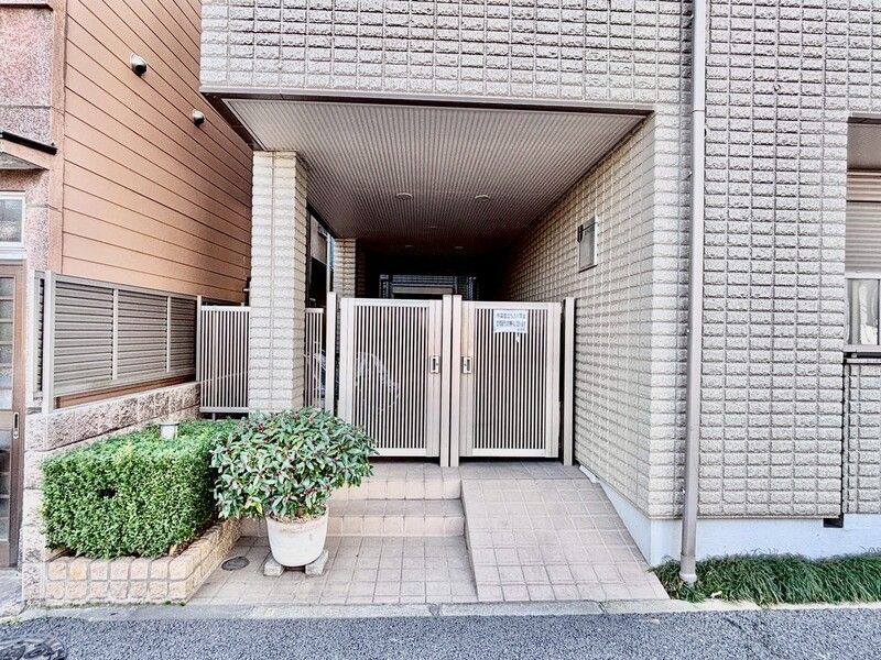 エントランス