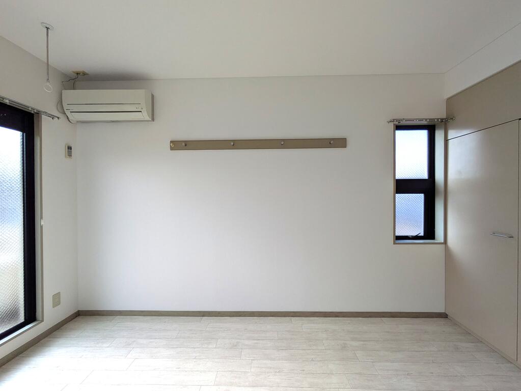 居室・リビング　とても明るいお部屋です♪