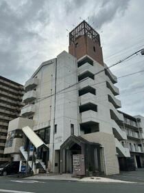 ＪＲ東海道本線 豊橋駅 バス乗車時間：4分 最寄りバス停で下車 徒歩5分 築38年