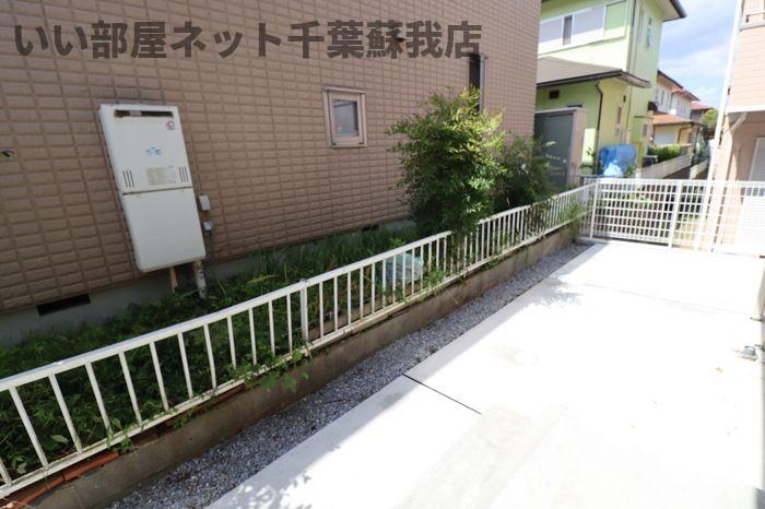バルコニー　専用庭