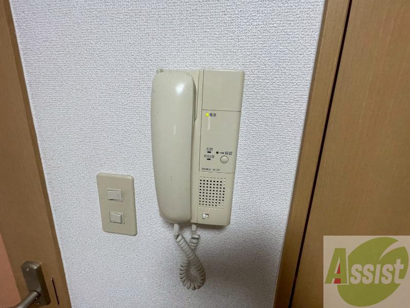 セキュリティ　インターホンは通話ができるので急な訪問があっても安心です。