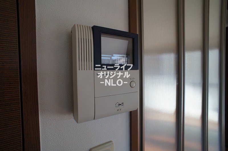 セキュリティ　室内から訪問者を目視してから対応できるので安心です☆