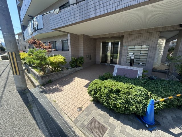 ビューメゾン津高の外観写真