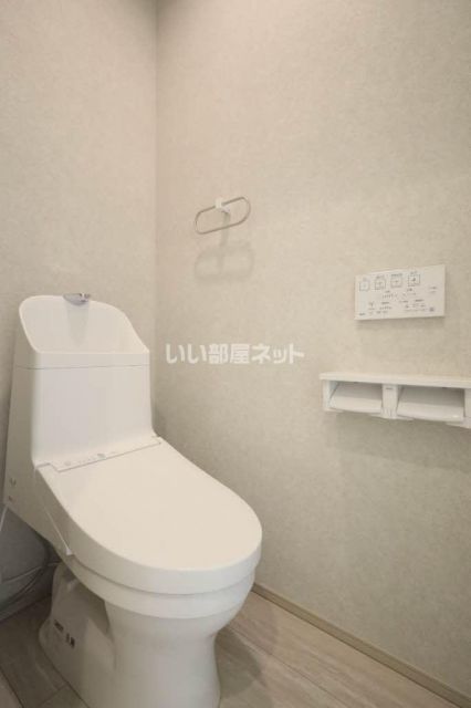 ＪＲ可部線 安芸長束駅 徒歩11分 2階建 築1年のトイレ写真