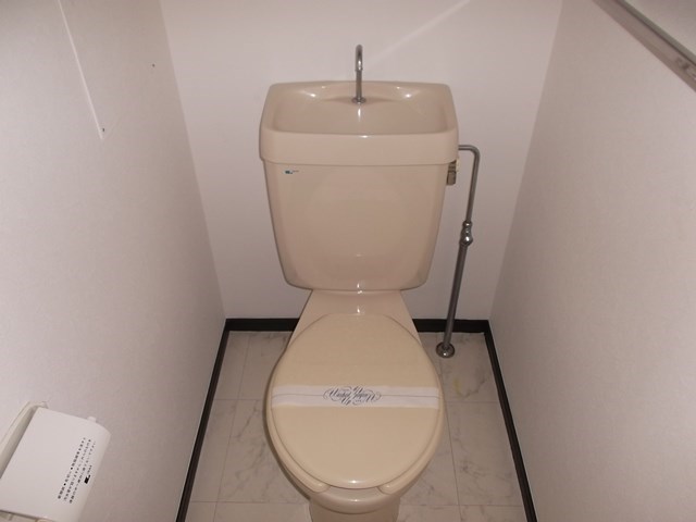 トイレ　は別です。
