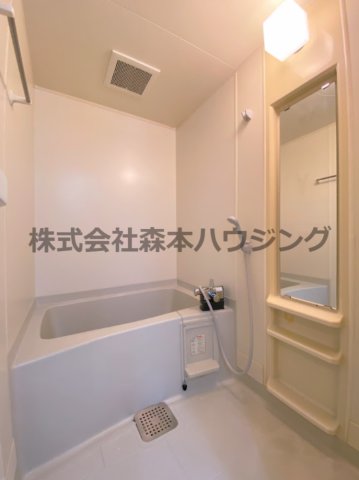 ソレイユ神田Iの風呂写真