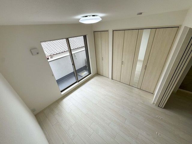阪急宝塚線 石橋阪大前駅 徒歩13分 3階建 新築の居間写真