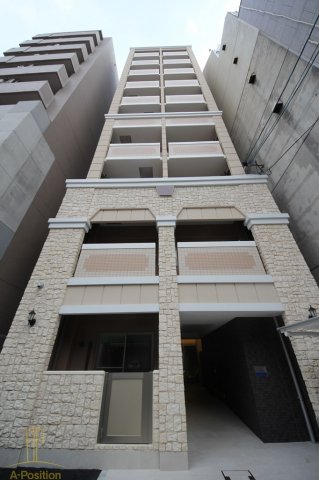 建物外観　ミラノ堺筋