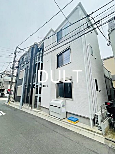 東京メトロ千代田線 北千住駅 徒歩10分 築6年