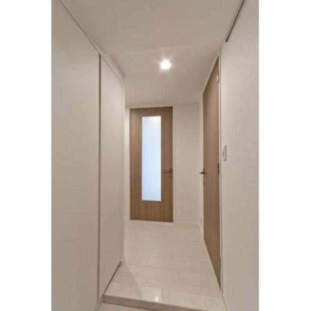 玄関　※写真は同タイプ住戸です。