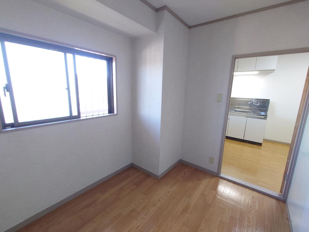 イーストワン霞ヶ関Aの内装写真