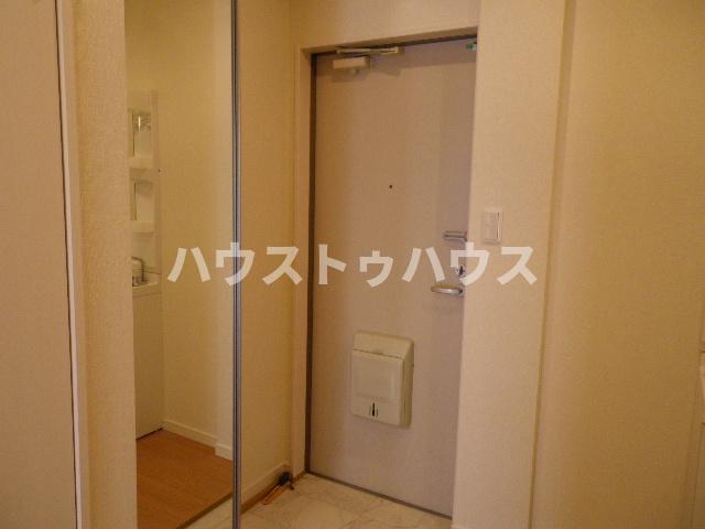 栗田マンションの玄関写真