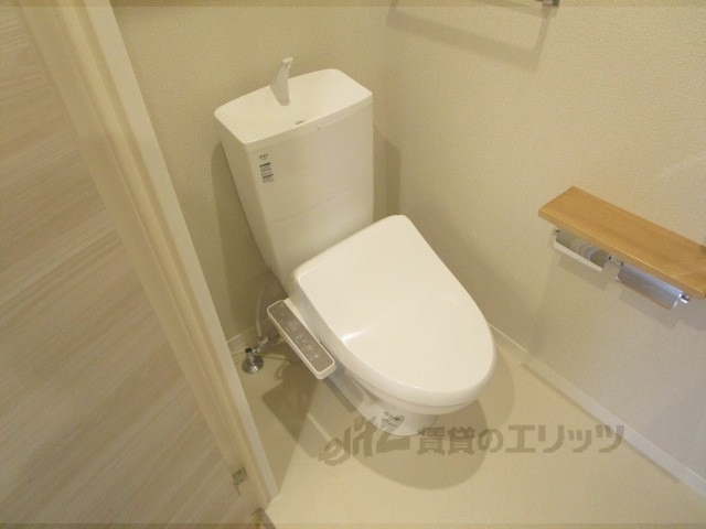 シャーメゾンヴィオレッタのトイレ写真