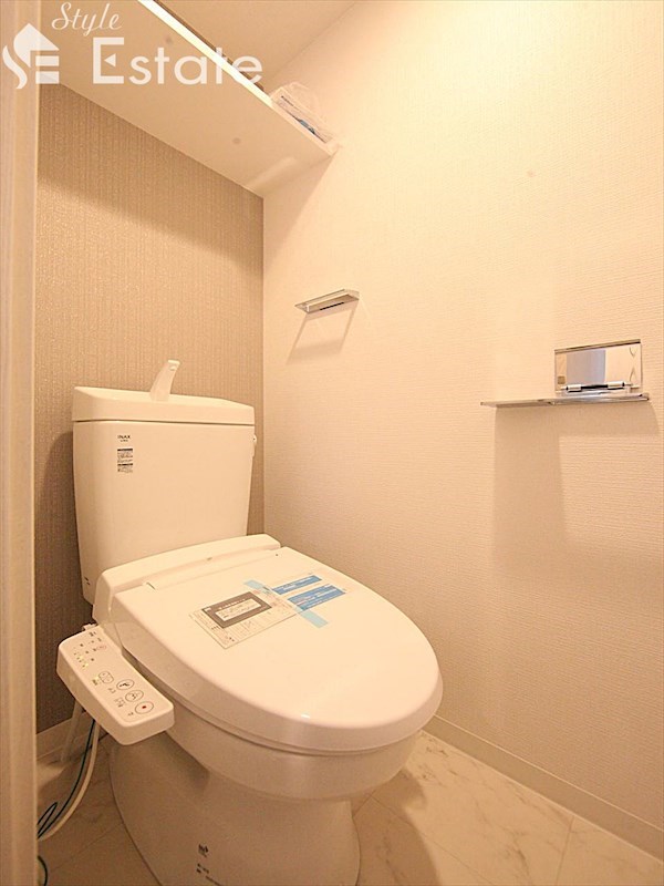 地下鉄鶴舞線 上前津駅 徒歩3分 15階建 築3年のトイレ写真