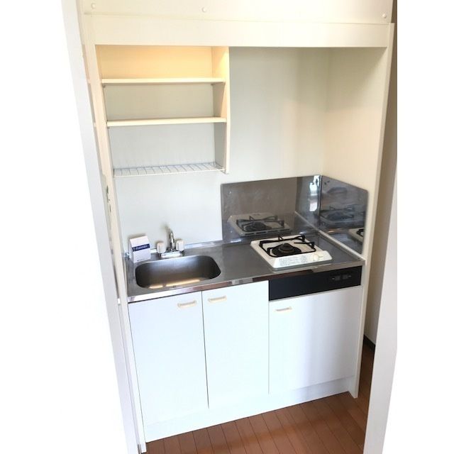 キッチン　(別タイプ参考写真)コンフォリア赤羽岩淵　北区岩渕町