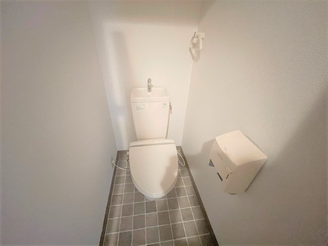 トイレ　電源付きのトイレです