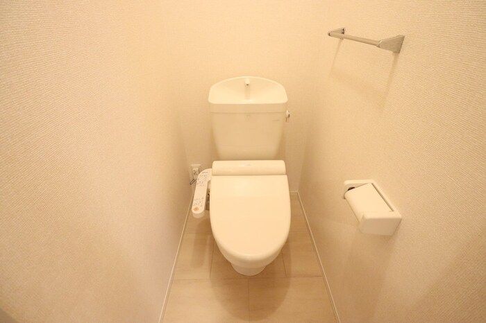 トイレ　ゆったりとした空間のトイレです