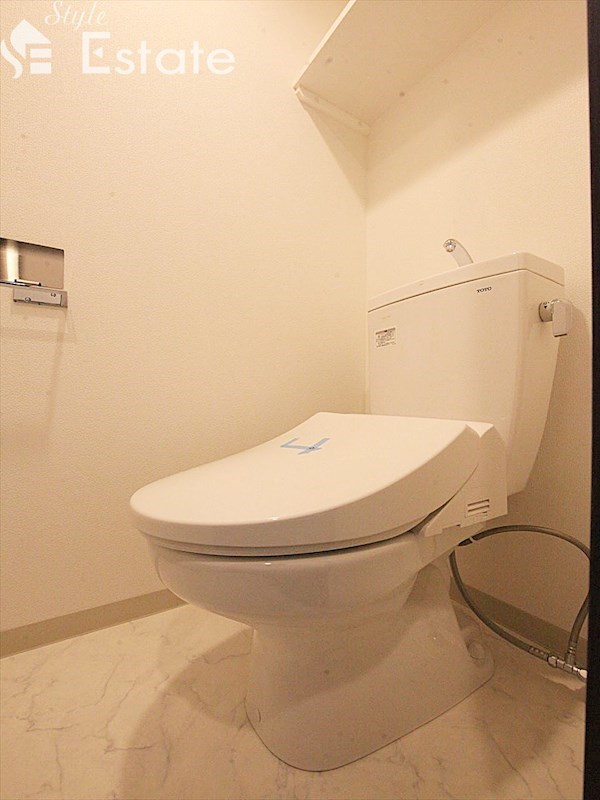 地下鉄東山線 亀島駅 徒歩5分 15階建 築4年のトイレ写真