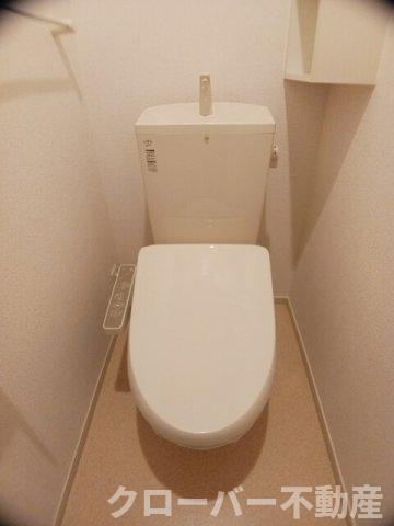 ＪＲ予讃線 宇多津駅 徒歩43分 2階建 築12年のトイレ写真